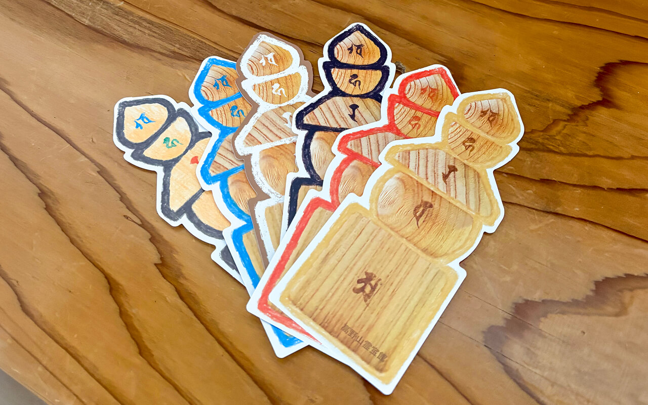 拝観チケットは6色あり選ぶことができます。